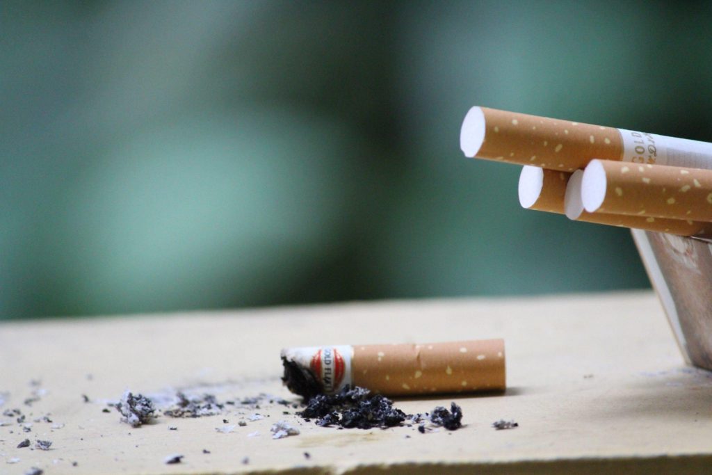 smoking and sciatica - it makes it worse