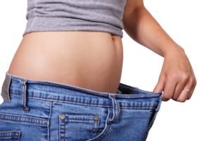 how to lose weight without exercise is explained in this article which helps people with sciatica learn how to lose weight