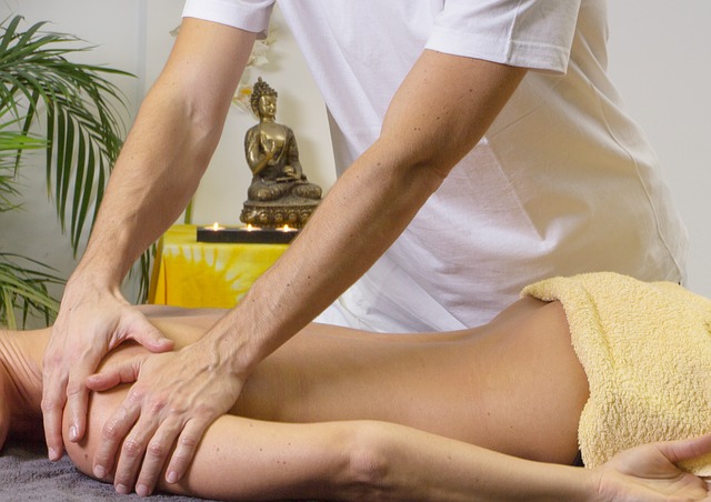 massage can help lumbar spine spondylosis